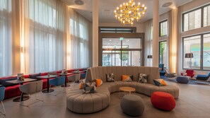 Exterior - Holiday Inn Express Heilbronn by IHG (Heilbronn)