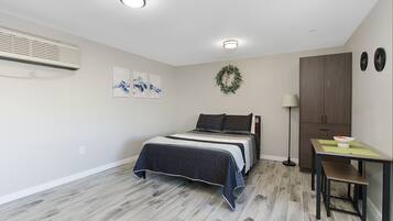 1 chambre, fer et planche Ă repasser, Wi-Fi, draps fournis