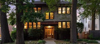 Footsteps to Lake Harriet! 1 Block to Restaurants!