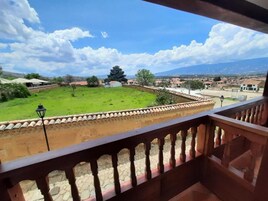 Habitación estándar doble | Ropa de cama de alta calidad, wifi gratis, ropa de cama