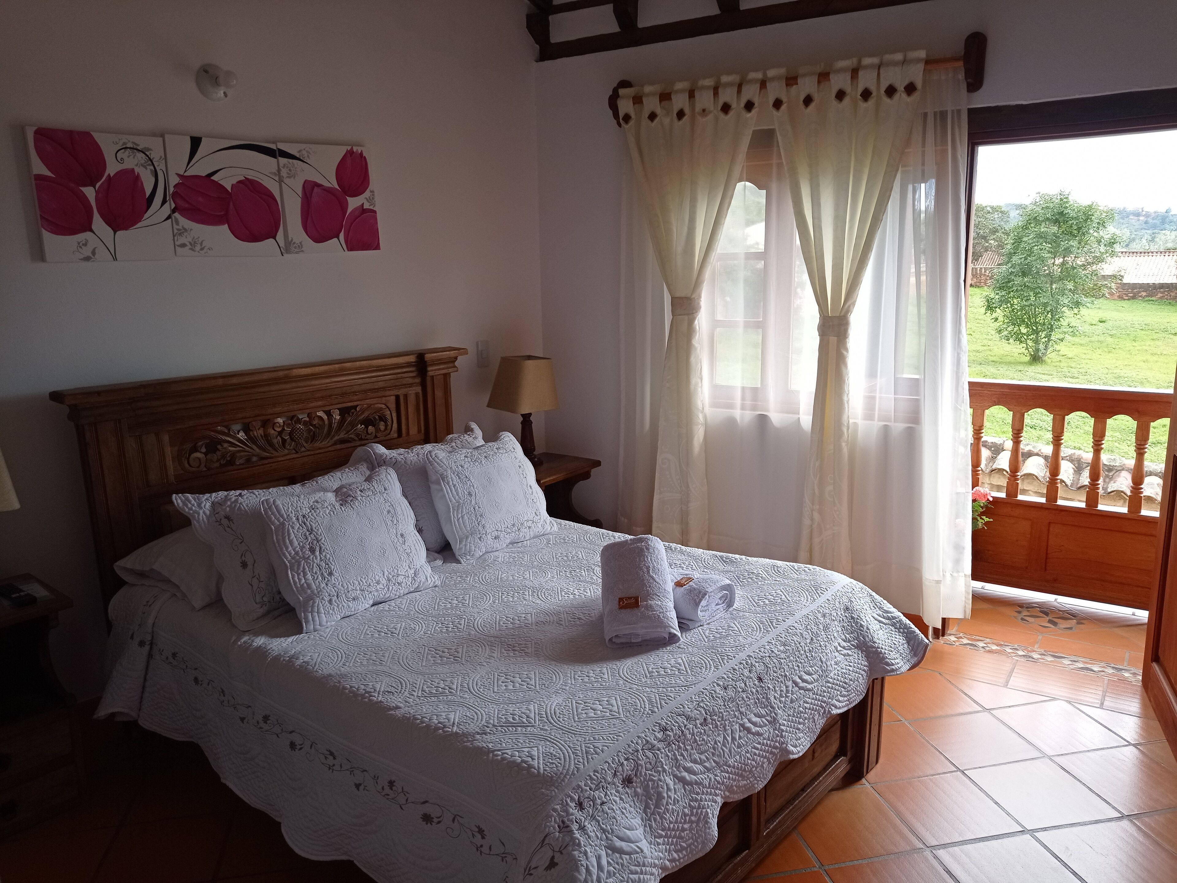 أغطية فراش متميزة وواي فاي مجانًا وملاءات أسرّة