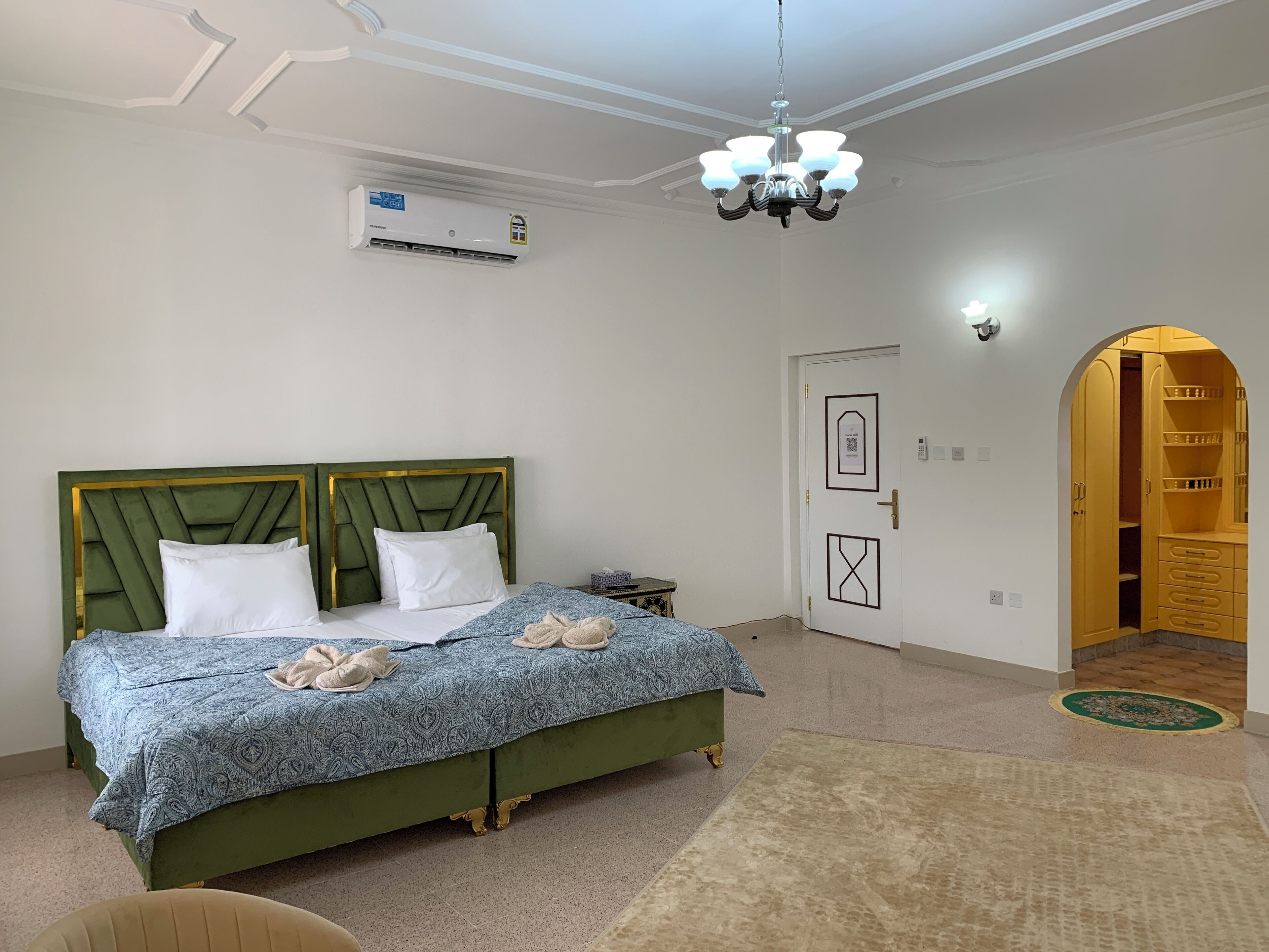 1 bedroom, iron/ironing board, WiFi (free), bed sheets