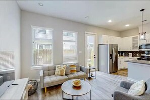 Living area - Chic Houston Hideaway: Your Urban Retreat (Houston)