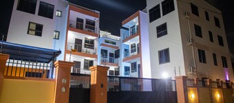 1 Bed Apartment - Rooftop Terrace, Parking, Wifi