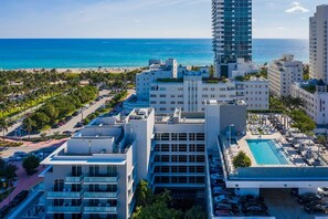 Exterior - Luxury Suite @Beach • Private Beach • Rooftop Pool (Miami Beach)