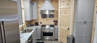 Newly Renovated Ranch Home - w/beautiful yard and Camper!