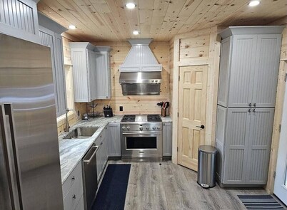 Newly Renovated Ranch Home - w/beautiful yard and Camper!
