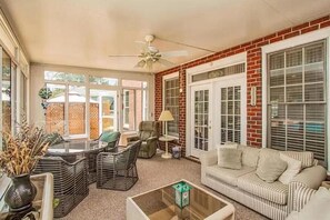 Fireplace - Beautiful Tranquil Home In Rhode Hill Apt #2 (Martinez)