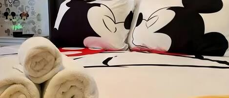 4 Schlafzimmer, Bügeleisen/Bügelbrett, Reisekinderbett, WLAN