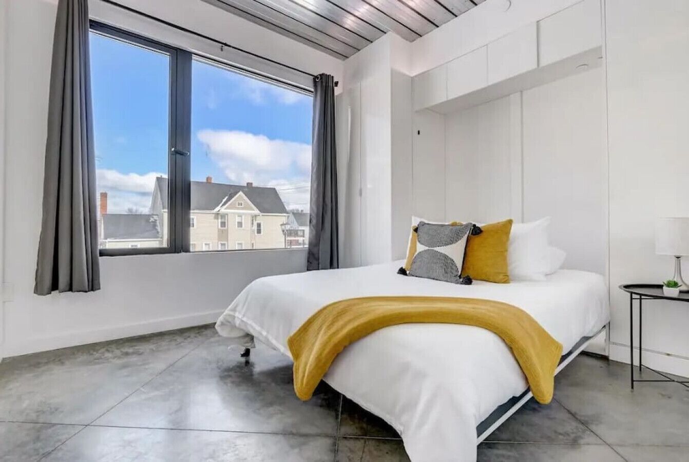 KCM Mikros Smart Apartments 3