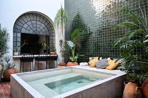 Casa Kali by Barrio México