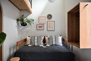 Premium bedding, down duvets, individually decorated - Casa Kali by Barrio México (Guadalajara)