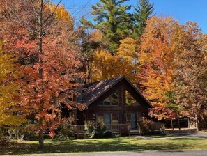 Exterior - Chalet in the Dells 2 (Wisconsin Dells)