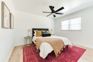 3 多间卧室、熨斗/熨衣板、免费 WiFi、床单