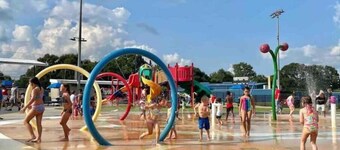 Acadiana Stay Near Sports, Dining, Entertainment