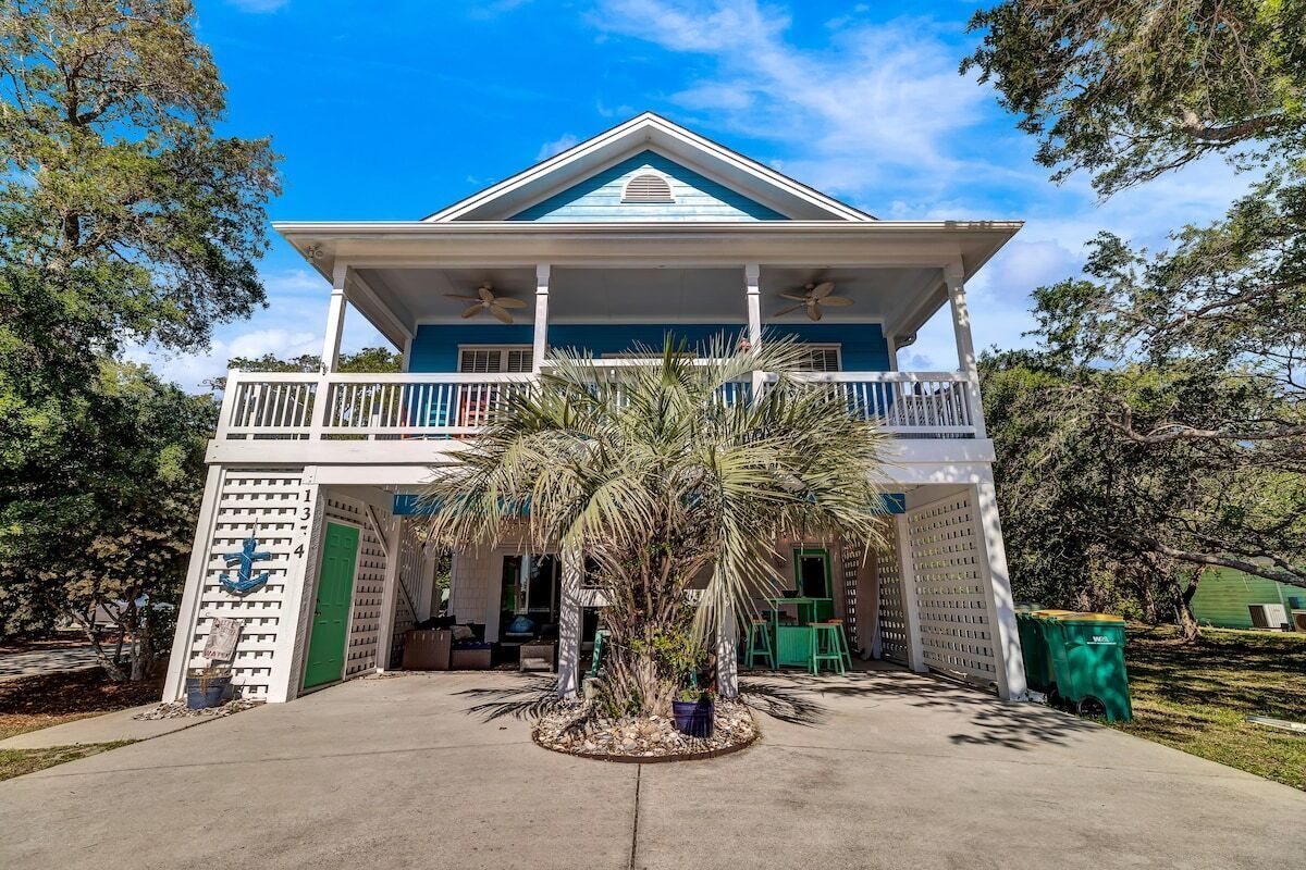 Atlantis Blue - Oceanside House