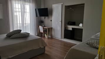 Comfort Room | 1 bedroom, in-room safe, desk, free WiFi