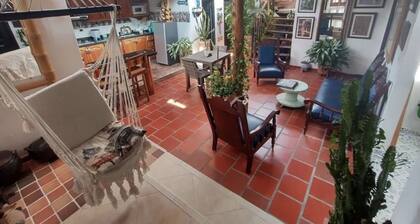 Hostel Santander Aleman cerca al parque Gallineral