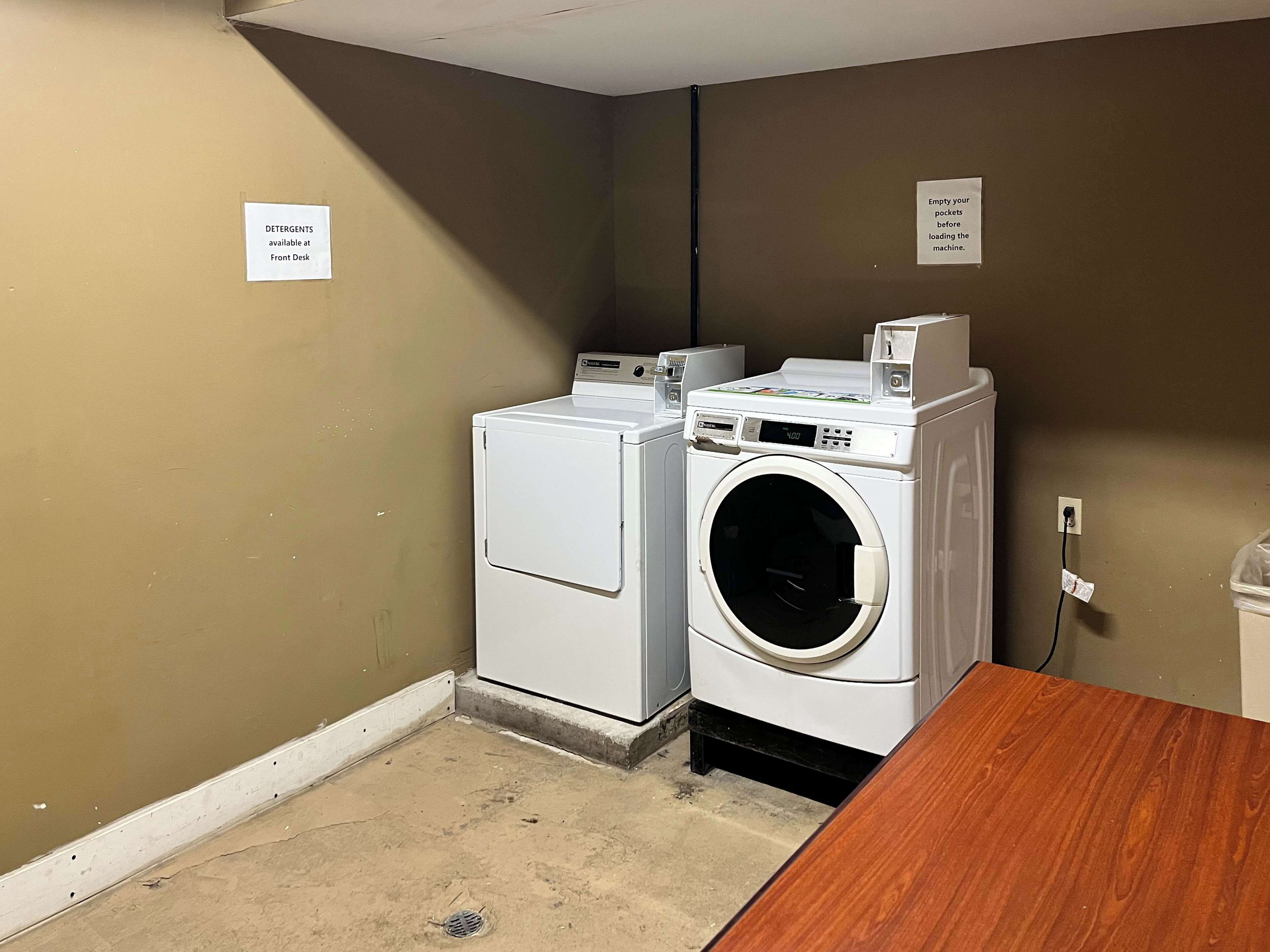 숙박 시설 내 편의 시설/서비스