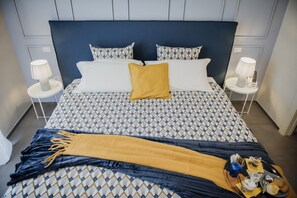 Premium bedding, down comforters, minibar, in-room safe - SMARTFIT HOUSE (Pescara)