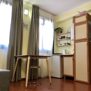 Appartamento | 1 camera, una scrivania, ferro/asse da stiro, Wi-Fi gratuito