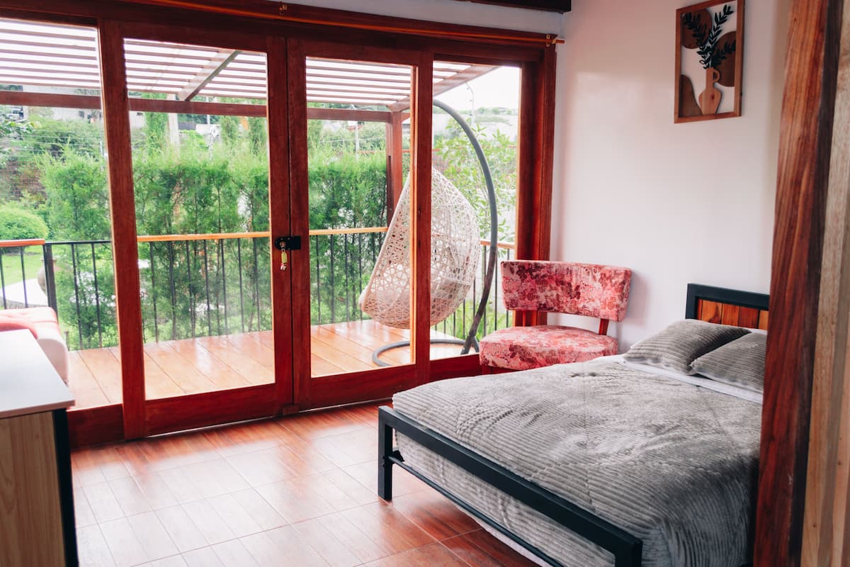 Family Room | 2 bedrooms, free WiFi