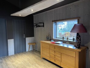 Interior - 2** mountain chalet. Ideal for a family, dog accepted. Close to skiing and activities. (Cornimont)