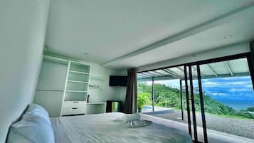 Basic Apartment, Ensuite, Ocean View | Premium bedding, down comforters, free WiFi, bed sheets