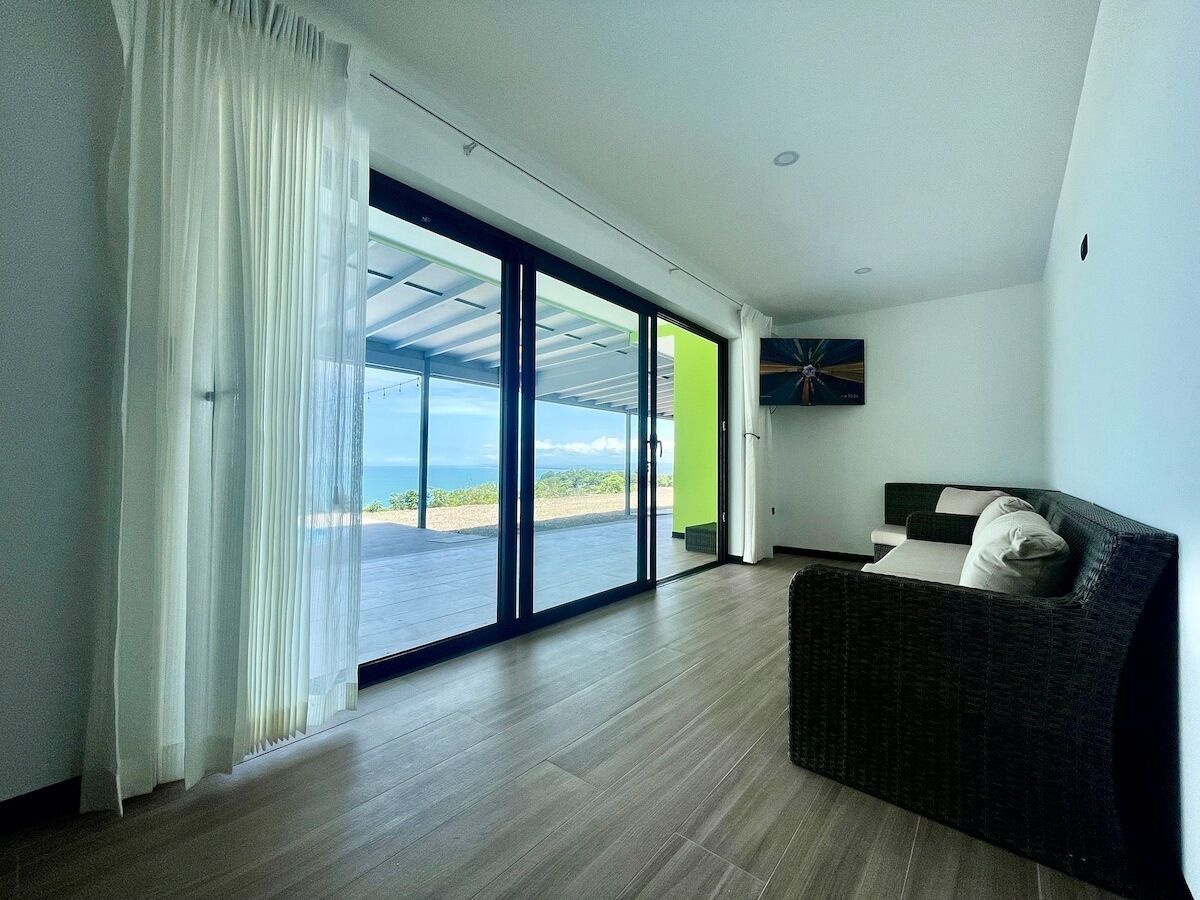 Apartamento, banheiro privativo, vista para o mar (4) | Lounge
