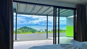 Appartement, salle de bains attenante, vue océan | 2 chambres, literie de qualité supérieure, couette en duvet d'oie
