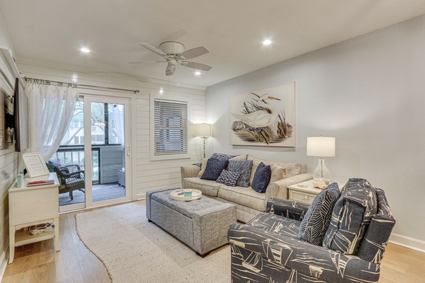 Hilton Head Island Vacation Rental | 2BR | 2BA | 1,000 Sq Ft | Stairs Required