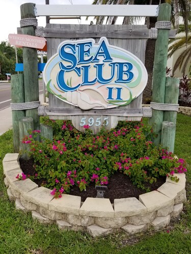 Siesta Key Couple's Get Away!!!