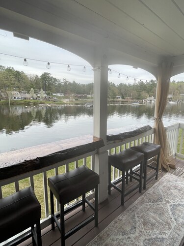 Paugus Bay Cottage waterfront cottage on private island!