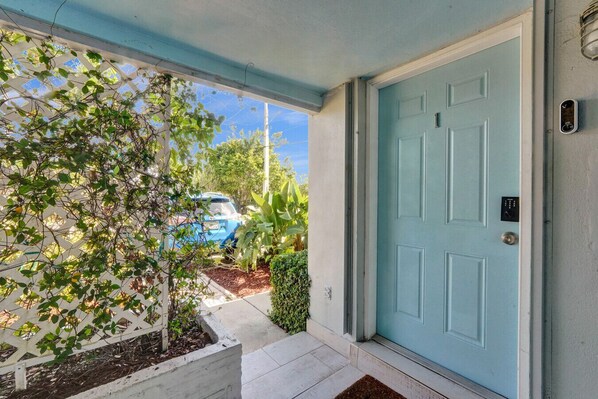 تفاصيل الفندق من الخارج