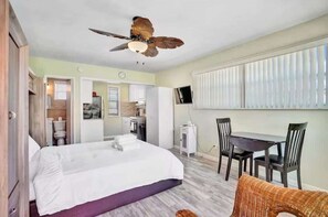 1 chambre, fer et planche à repasser, Wi-Fi