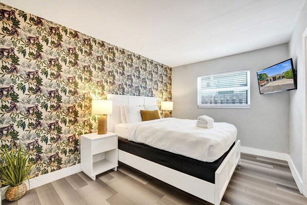 1 chambre, fer et planche à repasser, lit parapluie, Wi-Fi