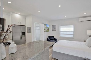 Ferro/asse da stiro, culla da viaggio, Wi-Fi