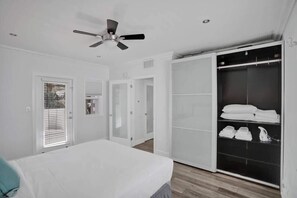 1 bedroom, iron/ironing board, WiFi - Beach Isles Modern 1BR in Fort Lauderdale (Fort Lauderdale)