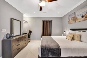 1 Schlafzimmer, Schreibtisch, Reisekinderbett, WLAN