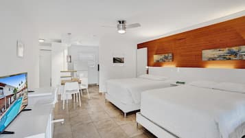 Schreibtisch, Bügeleisen/Bügelbrett, WLAN