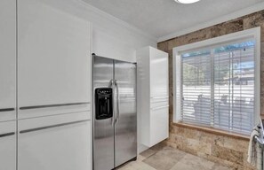 Interior - Sunny 2BR Retreat | Walk to Beach + Pool Access (Pompano Beach)