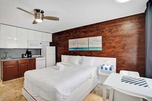 Fer et planche à repasser, Wi-Fi