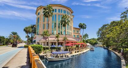 Rustic Retreats: Beachy 1BR in the heart of Fort Lauderdale