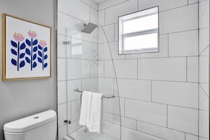Shower, hair dryer, shampoo
