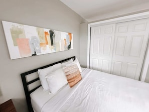 1 chambre, fer et planche à repasser, Wi-Fi