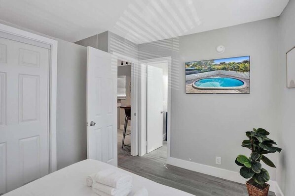 1 chambre, fer et planche à repasser, Wi-Fi