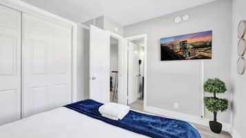 1 habitación, tabla de planchar con plancha y wifi