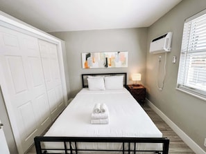 1 Schlafzimmer, Bügeleisen/Bügelbrett, Reisekinderbett, WLAN