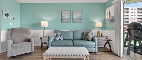 Smart TV, DVD player, books