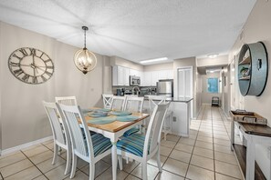 Dining - Gulf Shores Plantation-Palms 6201 (Gulf Shores)
